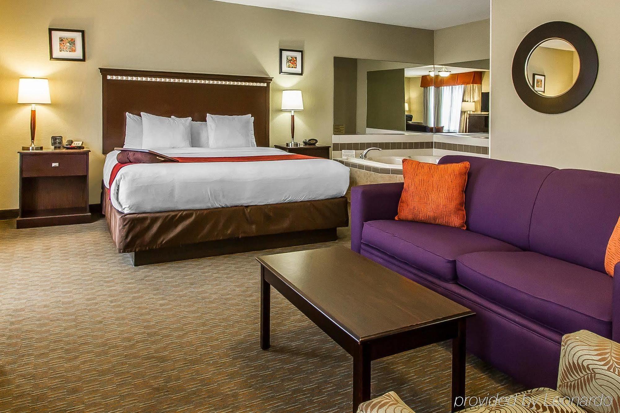 Comfort Urbana Champaign, Area 3* Champaign